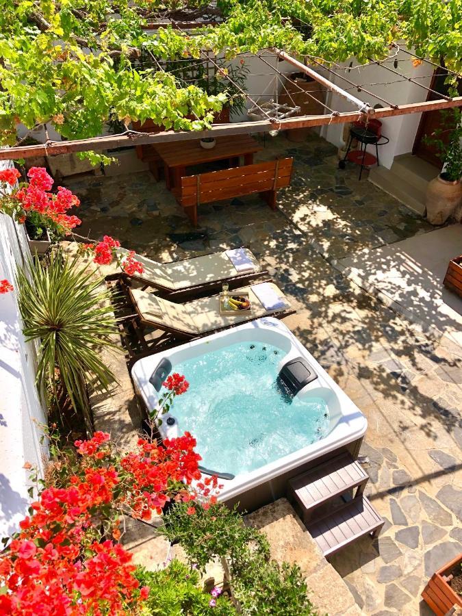 Avli Traditional Home With Private Jacuzzi Hersonissos  Exterior photo